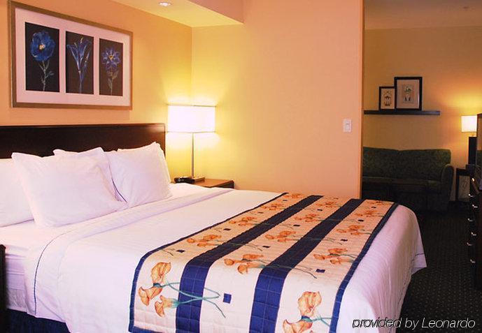 Springhill Suites Prince Frederick Εξωτερικό φωτογραφία